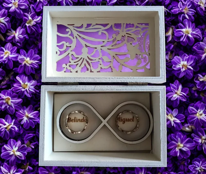 CAJA PERSONALIZADA PORTA ALIANZAS