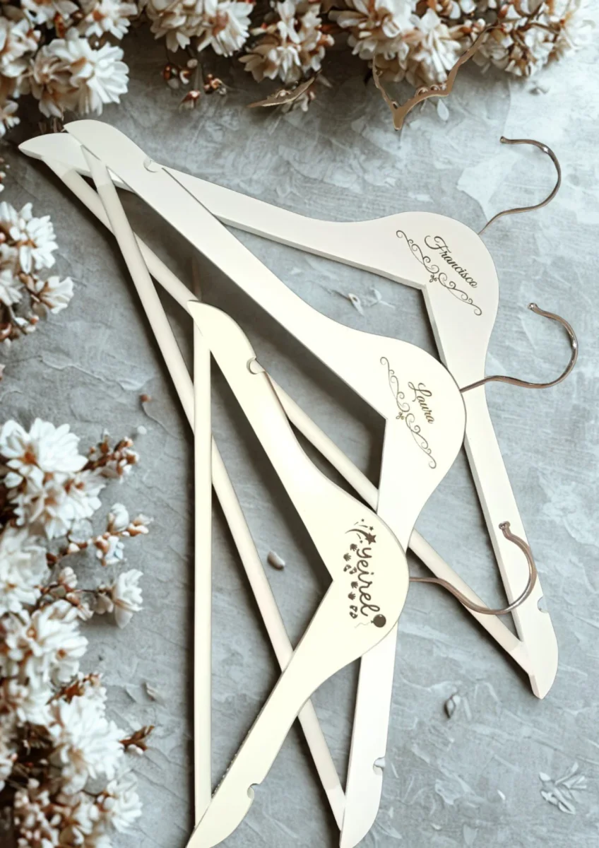 PERCHAS DE MADERA PERSONALIZADAS